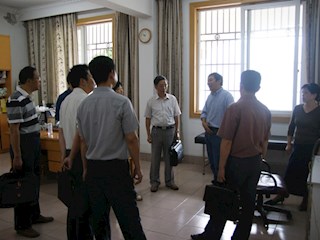 领导检查甲型H1N1防控工作